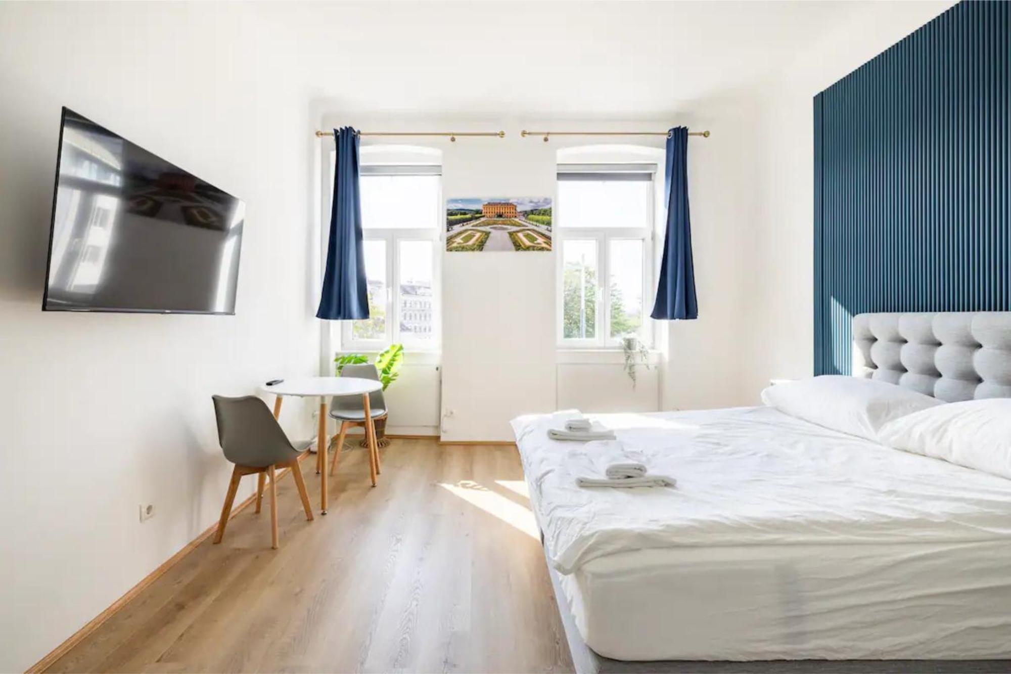 Apartment Near Schoenbrunn & Metro Wien Eksteriør billede