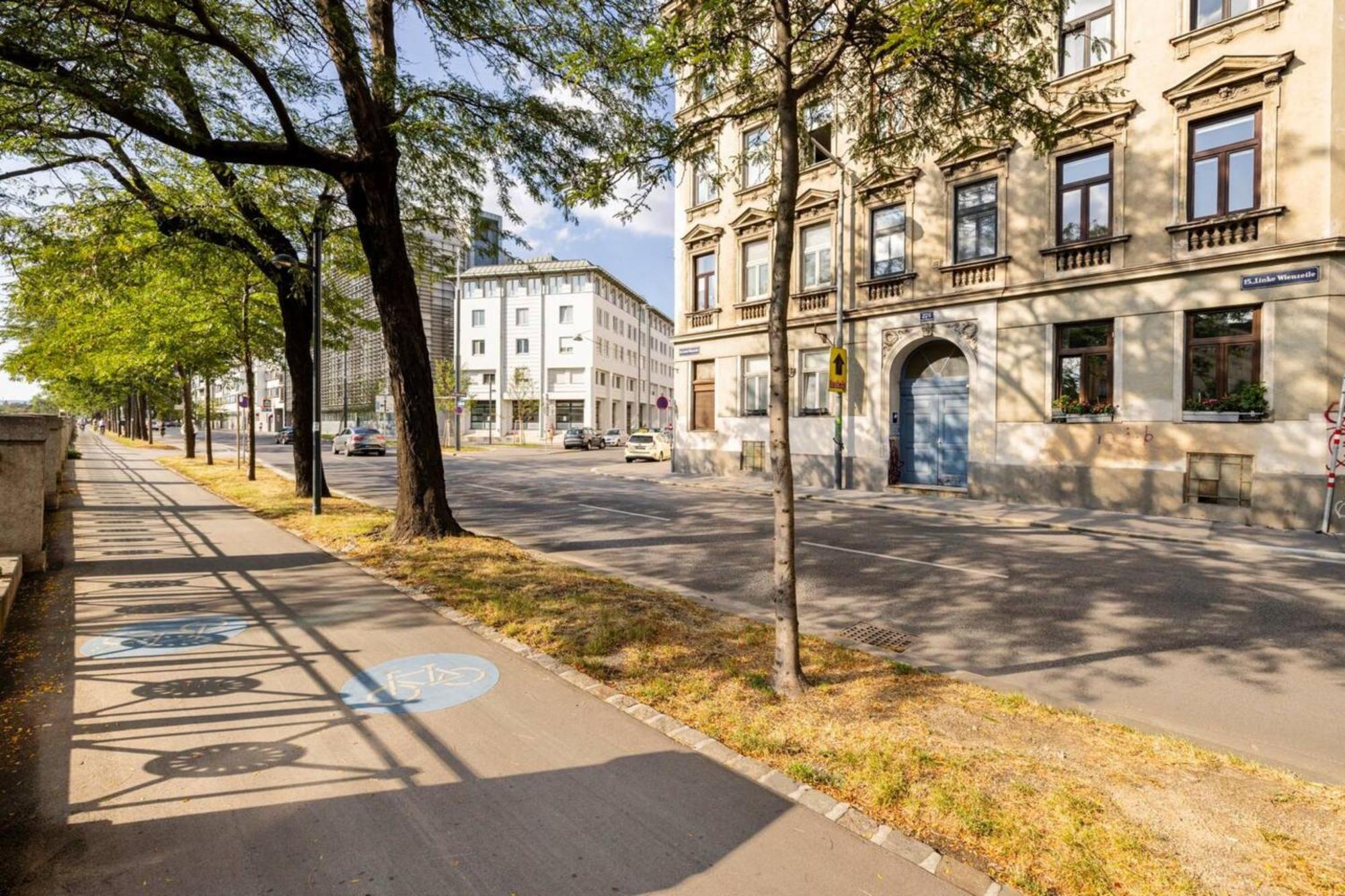 Apartment Near Schoenbrunn & Metro Wien Eksteriør billede